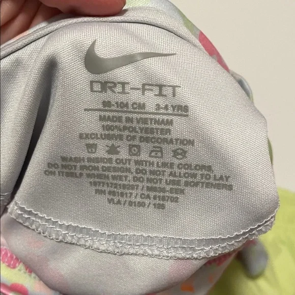 Nike Toddler Girl 3-4 Yrs 4T Pink Floral Logo Tee Neon Yellow Athletic Shorts - Picture 3 of 8